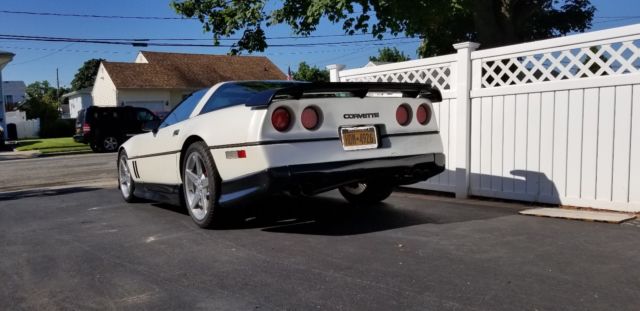 1984 Chevrolet Corvette -- - photo 6