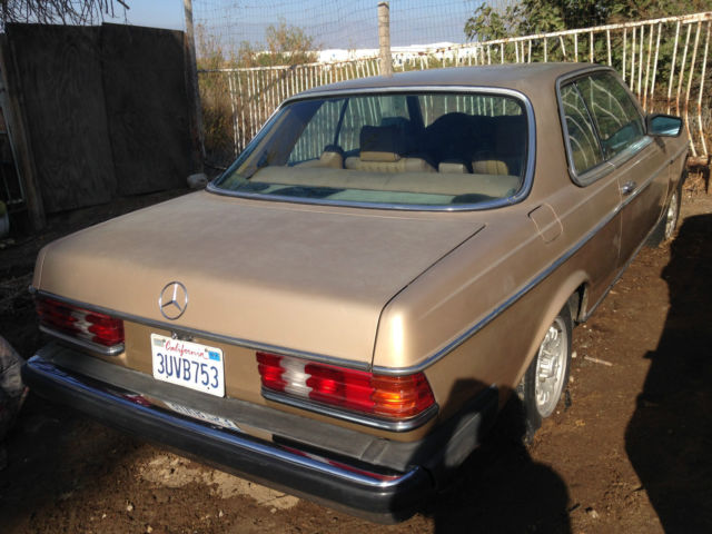 1984 300 CD Turbodiesel Sunroof coupe, CALIFORNIA CAR needing some work 1984 Mercedes-Benz 300-Series