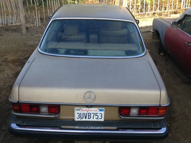 1984 Mercedes-Benz 300-Series - photo 2