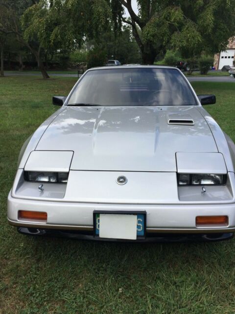 1984 Nissan 300ZX 50th Anniversary Edition Silver & Black - photo 3