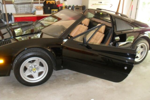 1984 Ferrari 308 - photo 2