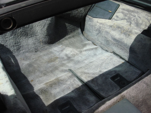 1984 Chevrolet Corvette Base Coupe - photo 13