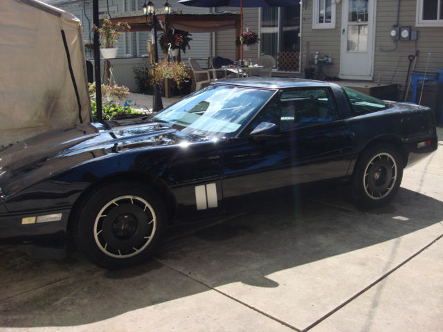 1984 Chevrolet Corvette Base Coupe - photo 2