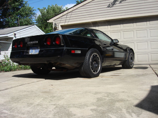1984 Chevrolet Corvette Base Coupe - photo 3