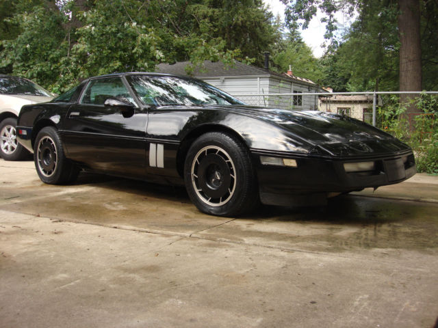 1984 Chevrolet Corvette Base Coupe - photo 5