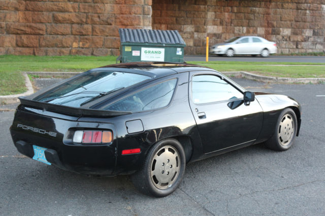 1984 Porsche 928 - photo 4