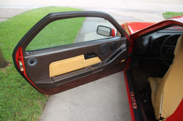 1984 Porsche 928 Leather interior - photo 10