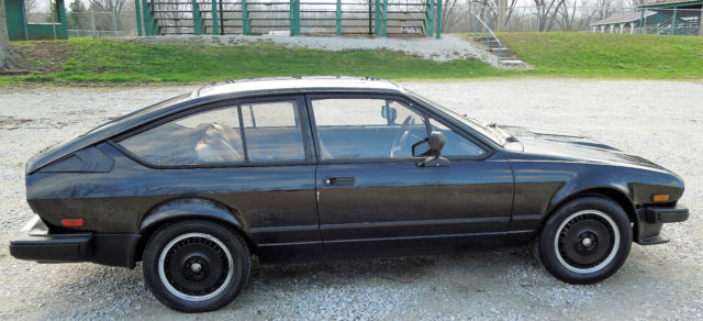 1984 Alfa Romeo Other 2.5 Coupe 2-Door - photo 8