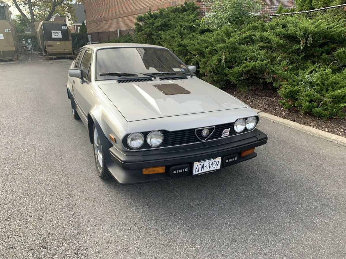 1984 Alfa Romeo GTV-6 V6 2.5 - photo 2
