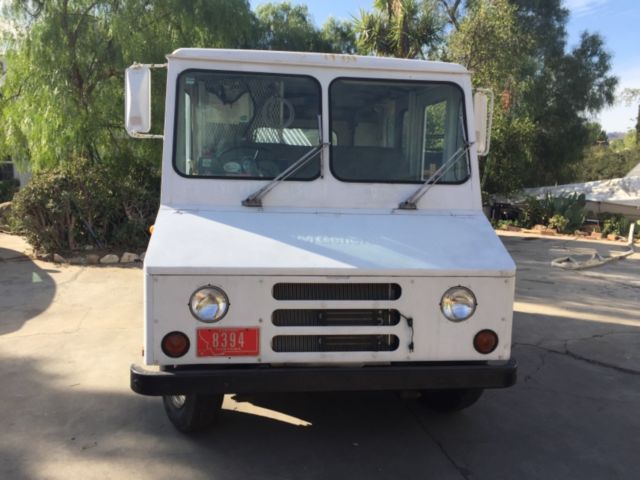 1984 AMC LLV - photo 6