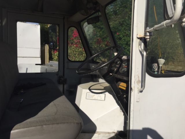 1984 AMC LLV - photo 7