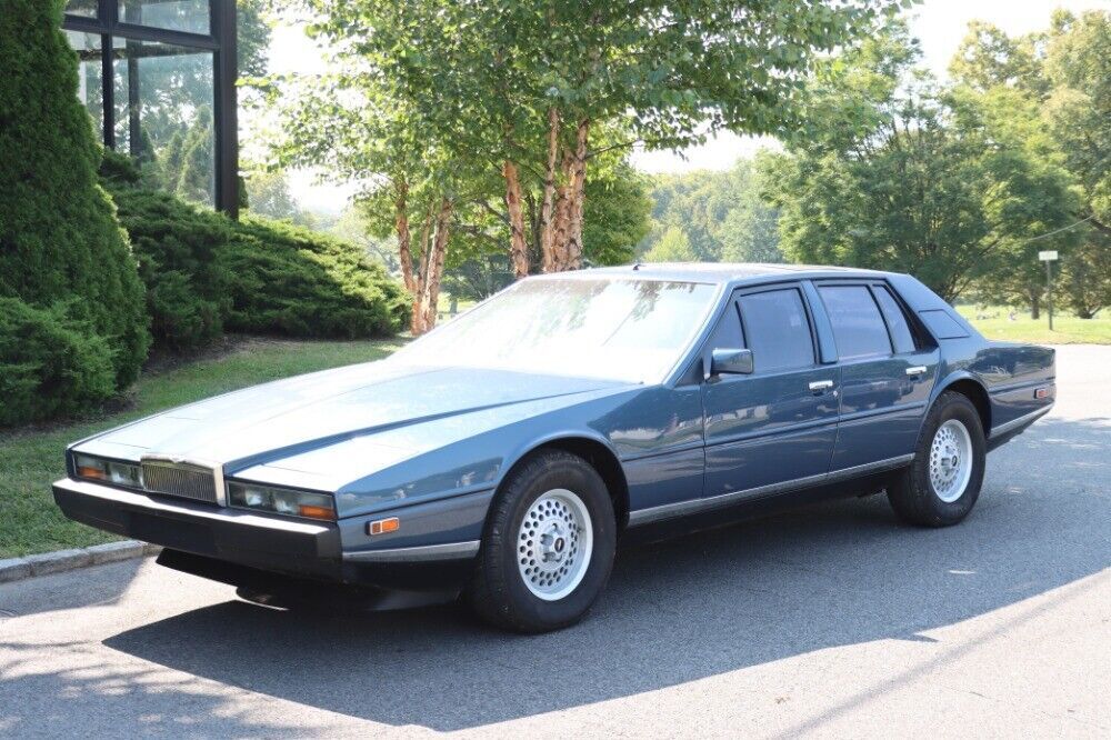 1984 Aston Martin Lagonda - photo 2