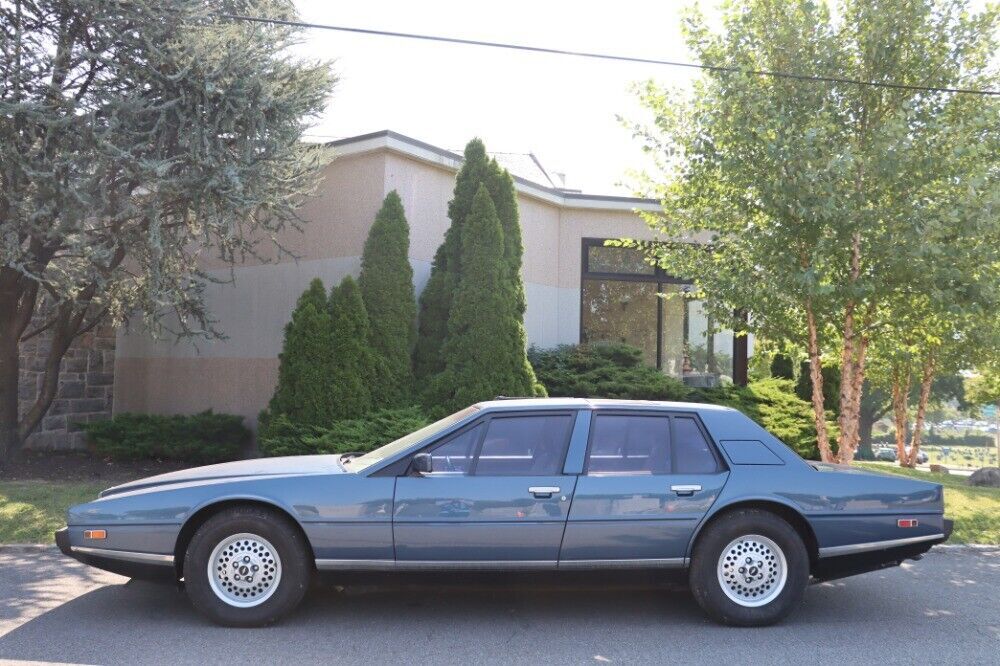 1984 Aston Martin Lagonda - photo 4