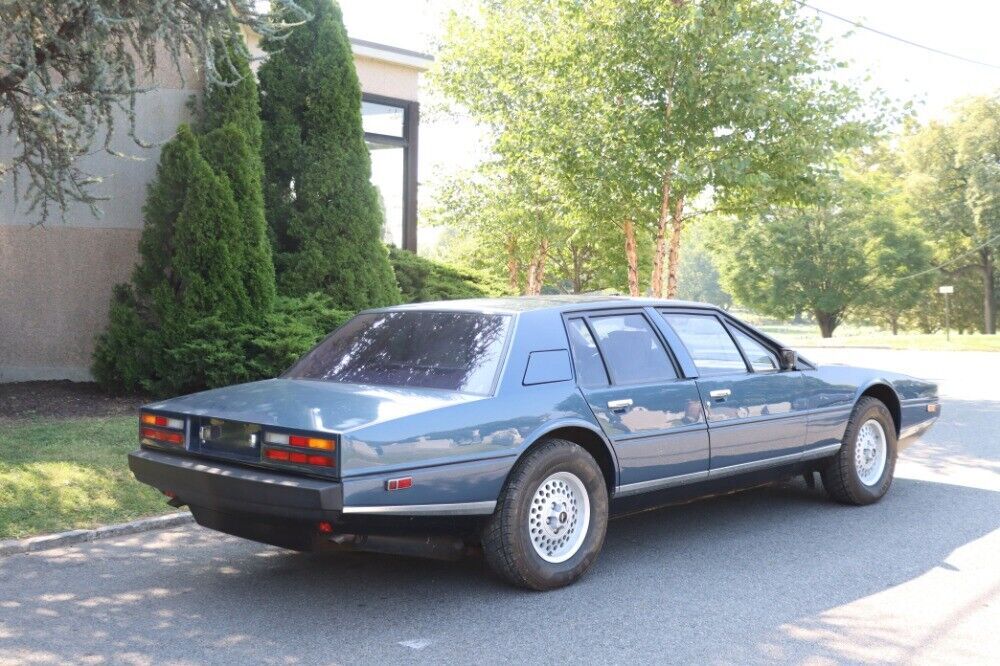 1984 Aston Martin Lagonda - photo 5