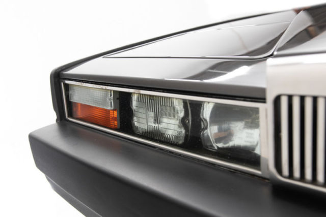 1984 Aston Martin Lagonda -- - photo 4