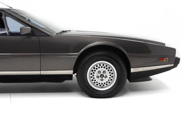 1984 Aston Martin Lagonda -- - photo 7