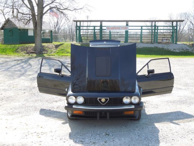 1984 Alfa Romeo GTV6 2.5 Coupe 2-Door - photo 8