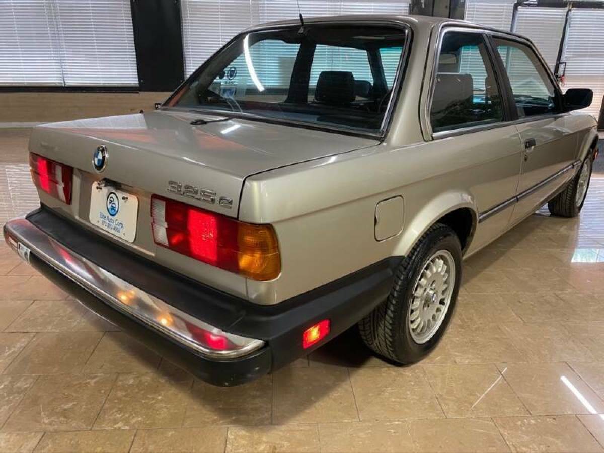 1984 BMW 3-Series 325e 2dr Coupe - photo 4