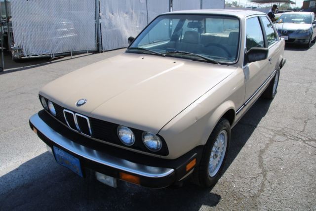 1984 BMW 318i Automatic 4 Cylinder NO RESERVE 1984 BMW 3-Series 318i