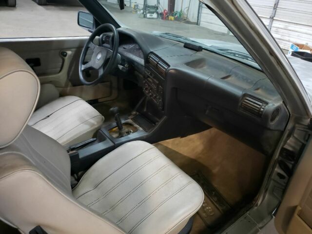 1984 BMW 3-Series - photo 10