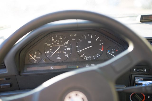 1984 BMW 3-Series - photo 8