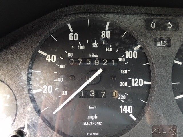 1984 BMW 3-Series 325e - photo 2