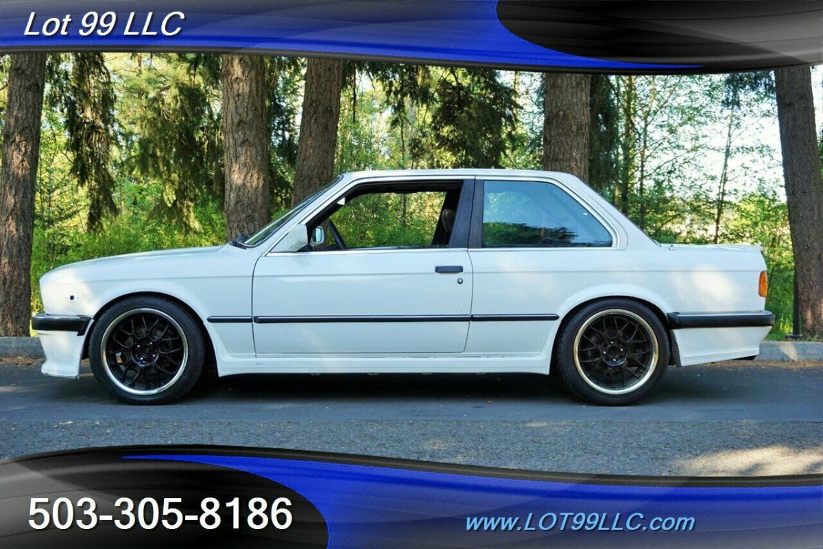 1984 BMW 325I MTECHNIC 5 Speed Sport Leather Sun Roof 5 Speed Manual E30 M3 1984 BMW 3-Series 325I MTECHNIC Coupe 5 Speed Sport Leather Sun Roof