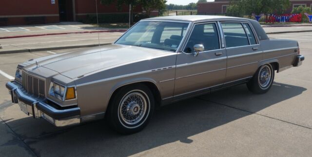 1984 Buick Electra Park Avenue Leather Highly Optioned 1984 Buick Electra Park Avenue