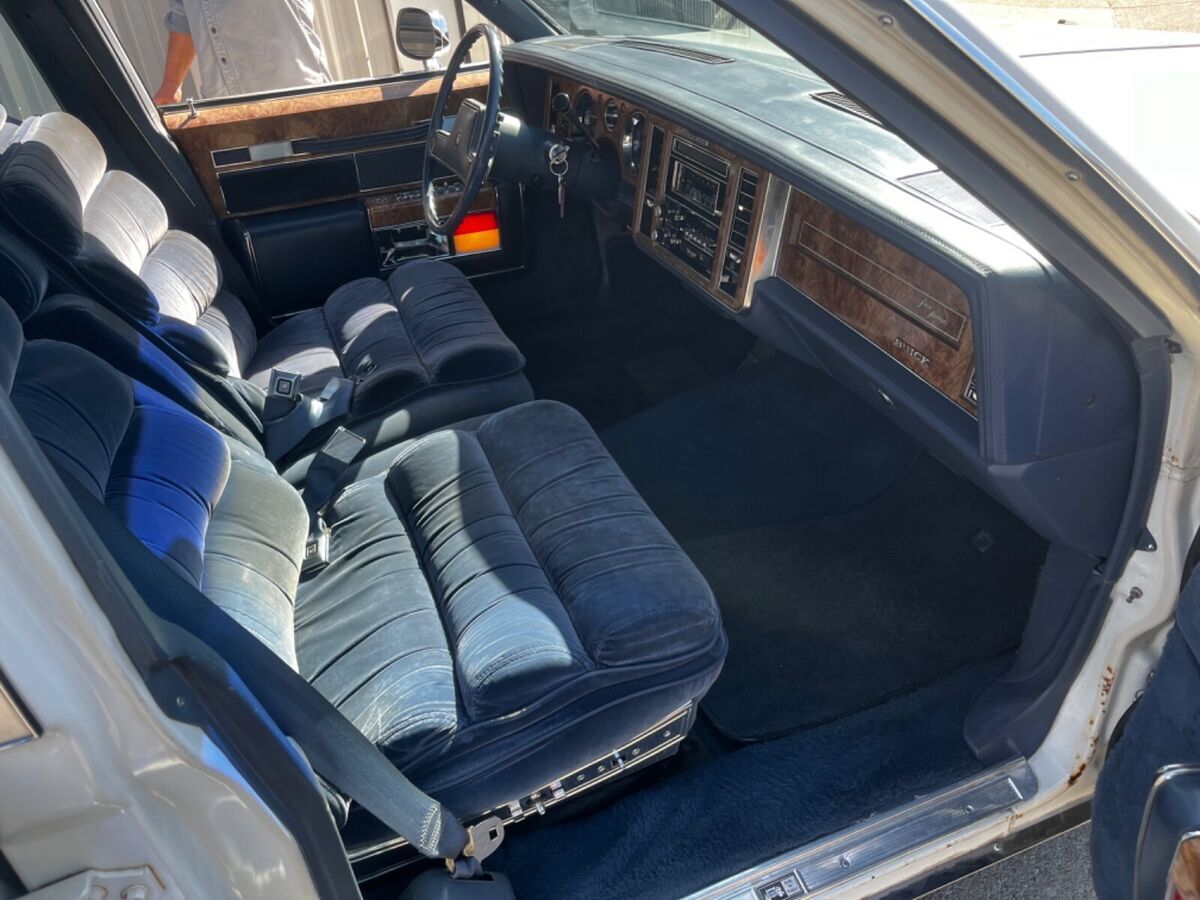 1984 Buick Electra PARK AVENUE - photo 11