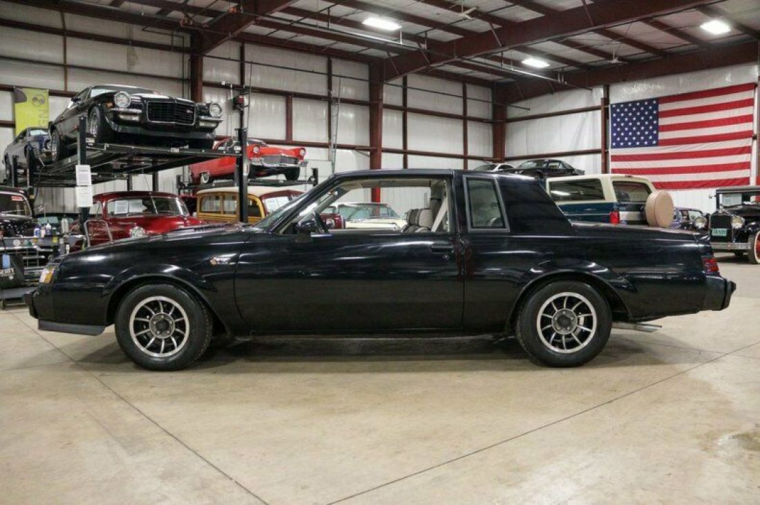 1984 Buick Grand National - photo 2
