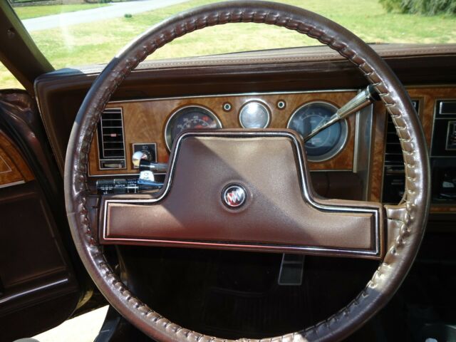 1984 Buick LeSabre Limited - photo 11