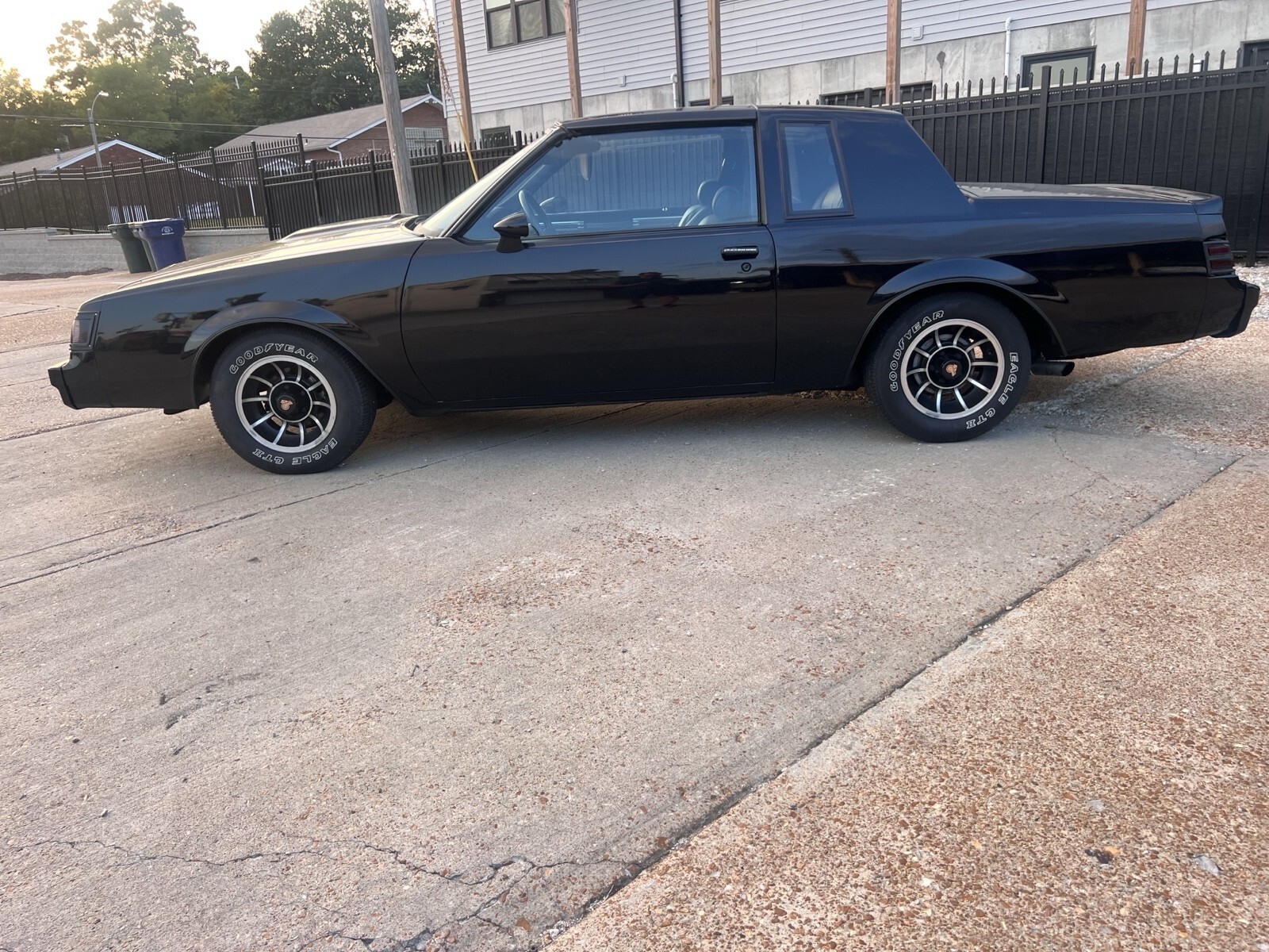 1984 Buick Regal Grand National - photo 3