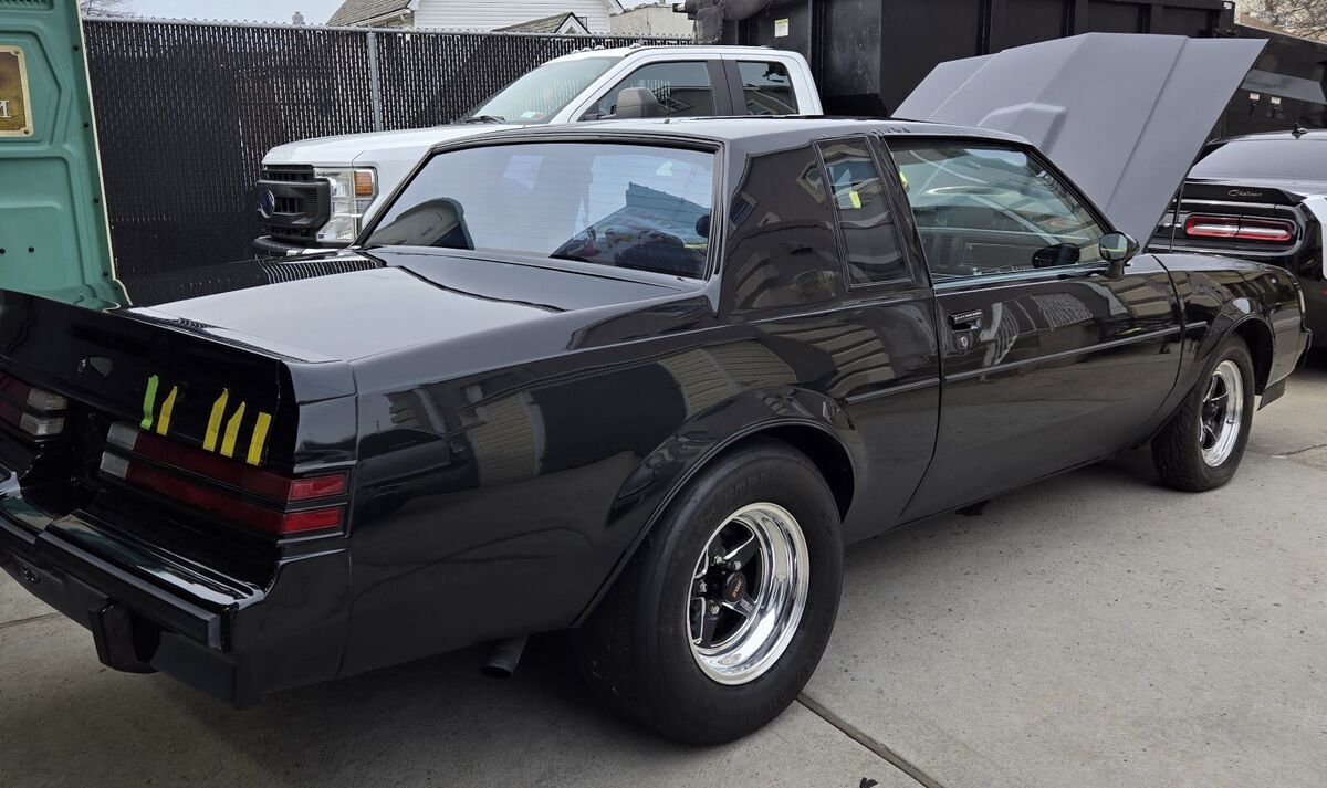 1984 Buick Regal Grand National - photo 10