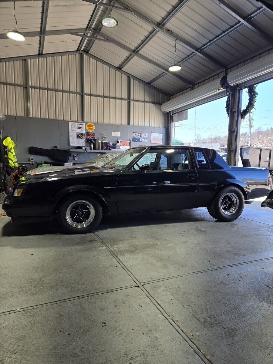 1984 Buick Regal Grand National - photo 5