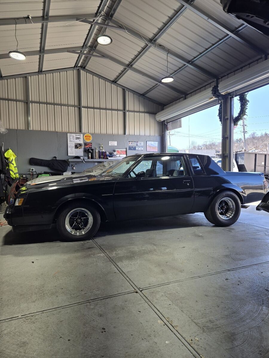 1984 Buick Regal Grand National - photo 6