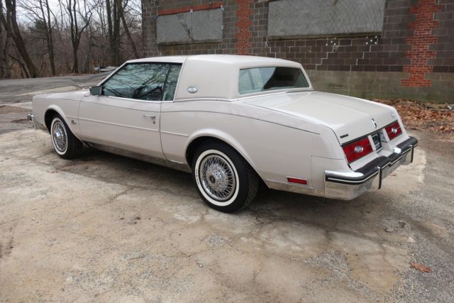 1984 Buick Riviera -- - photo 2