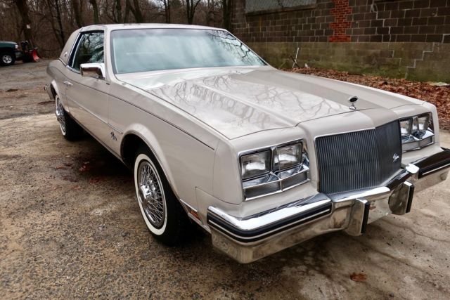 1984 Buick Riviera -- - photo 3