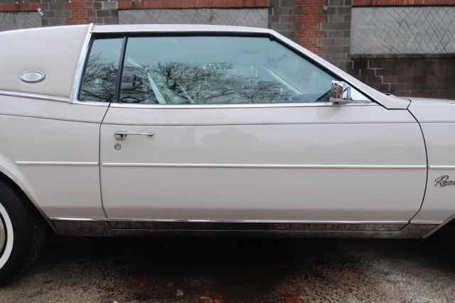 1984 Buick Riviera -- - photo 7