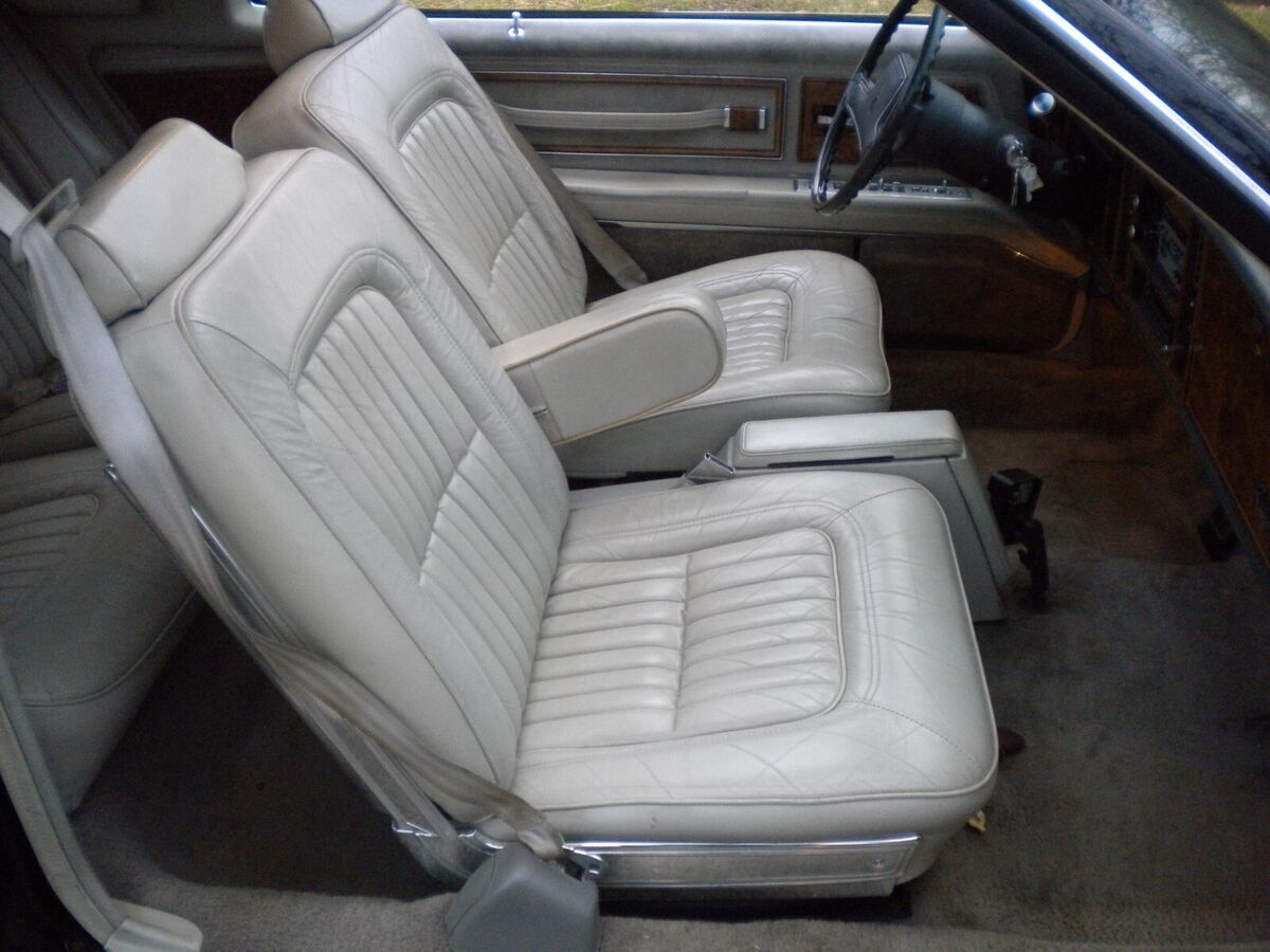 1984 Buick Riviera - photo 4