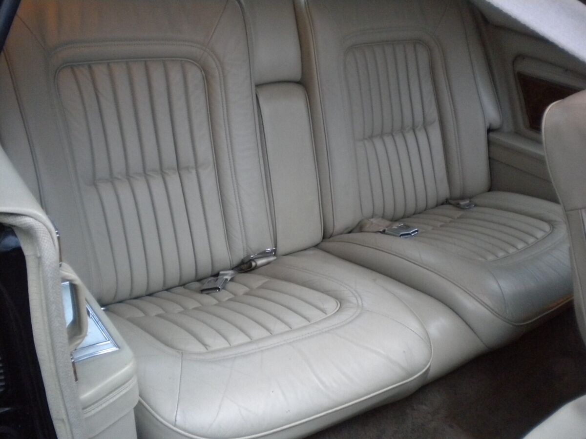 1984 Buick Riviera - photo 6