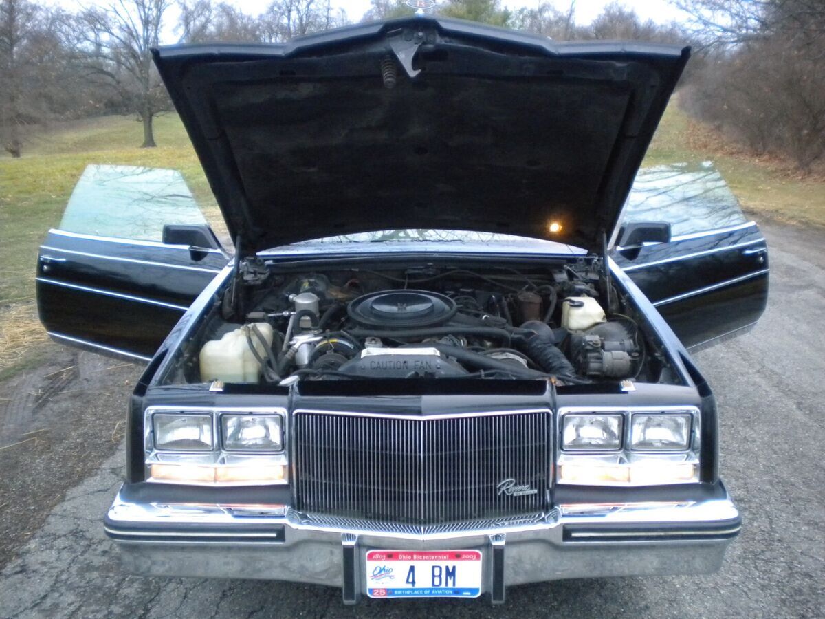 1984 Buick Riviera - photo 8
