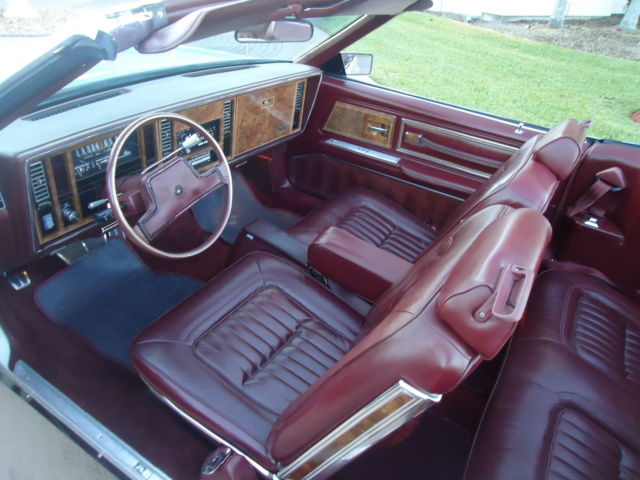 1984 Buick Riviera Base Convertible 2-Door - photo 9