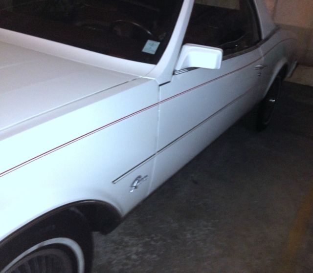 1984 Buick Riviera - photo 10