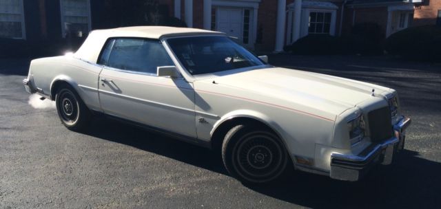 1984 Buick Riviera - photo 9