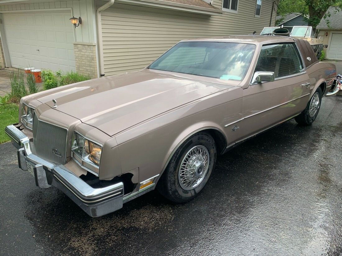 1984 Buick Riviera Coupe Brown FWD Automatic 1984 Buick Riviera