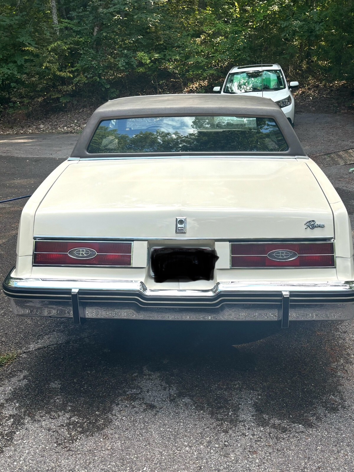 1984 Buick Riviera - photo 4