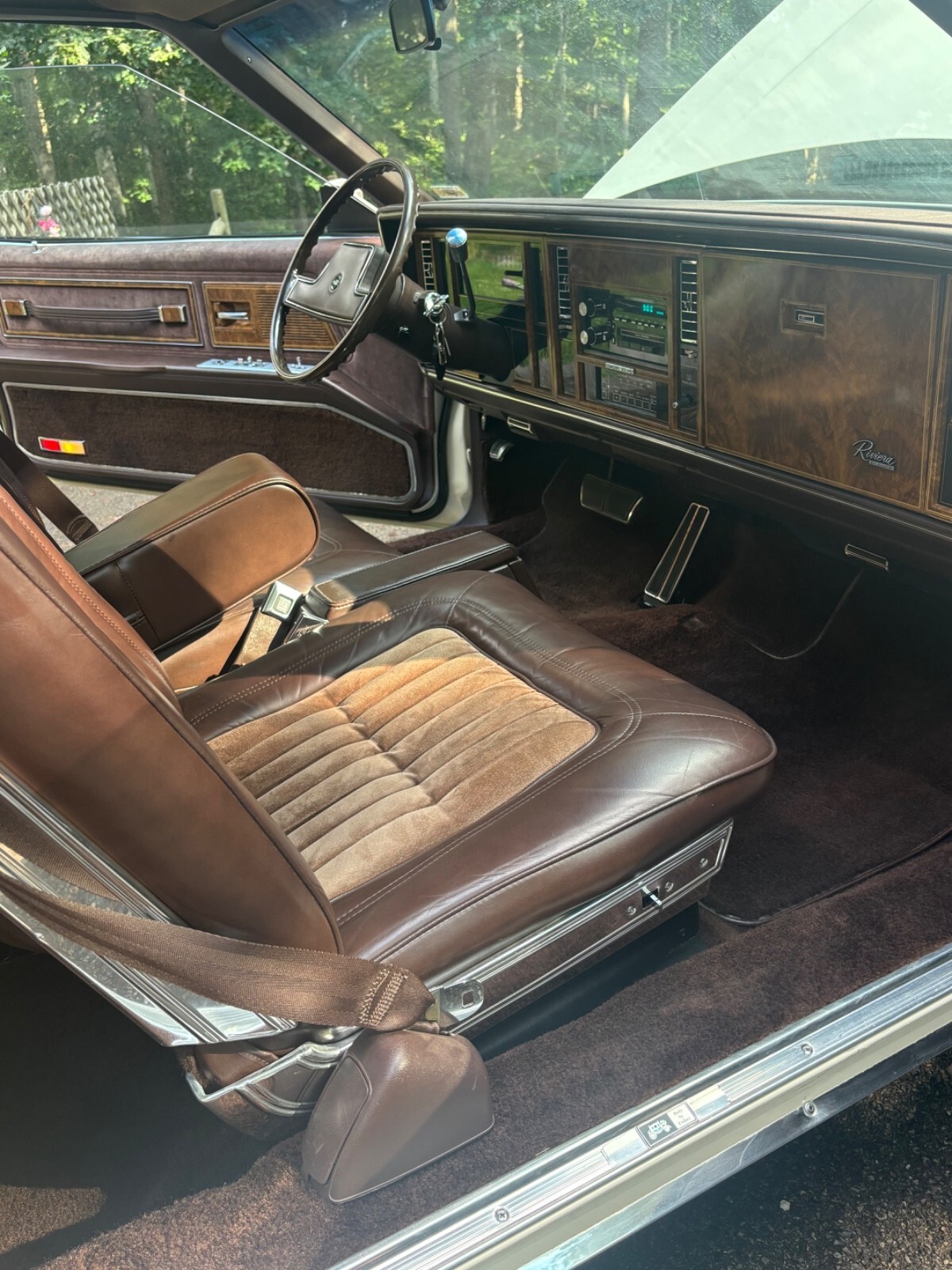 1984 Buick Riviera - photo 9