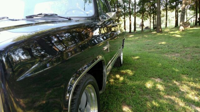 1984 Chevrolet C-10 - photo 3