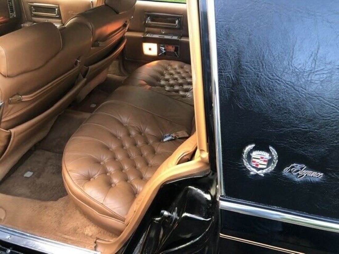 1984 Cadillac Brougham Fleetwood D’Elegance 18k Miles Mint Original - photo 10