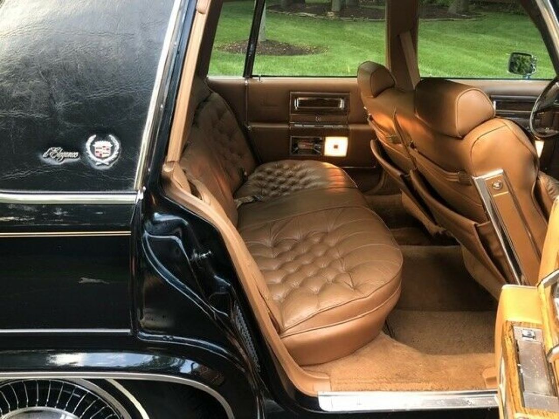 1984 Cadillac Brougham Fleetwood D’Elegance 18k Miles Mint Original - photo 12